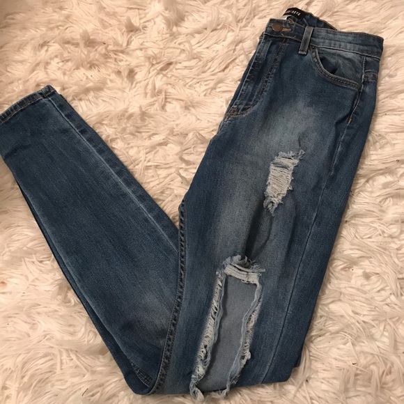 Distressed Fashion Nova Jeans - Picture 2 of 3